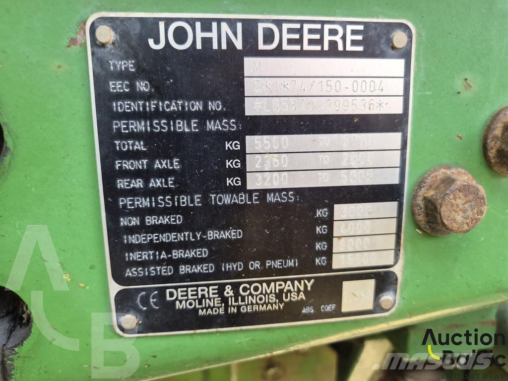 John Deere 5820 Traktoriai