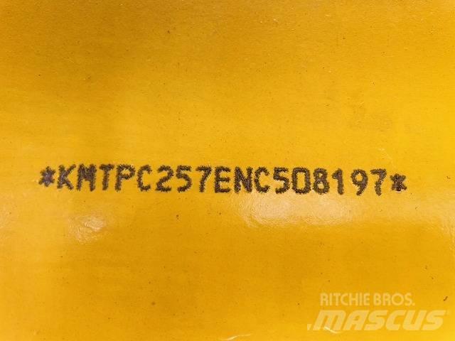 Komatsu PC 200 L Vikšriniai ekskavatoriai