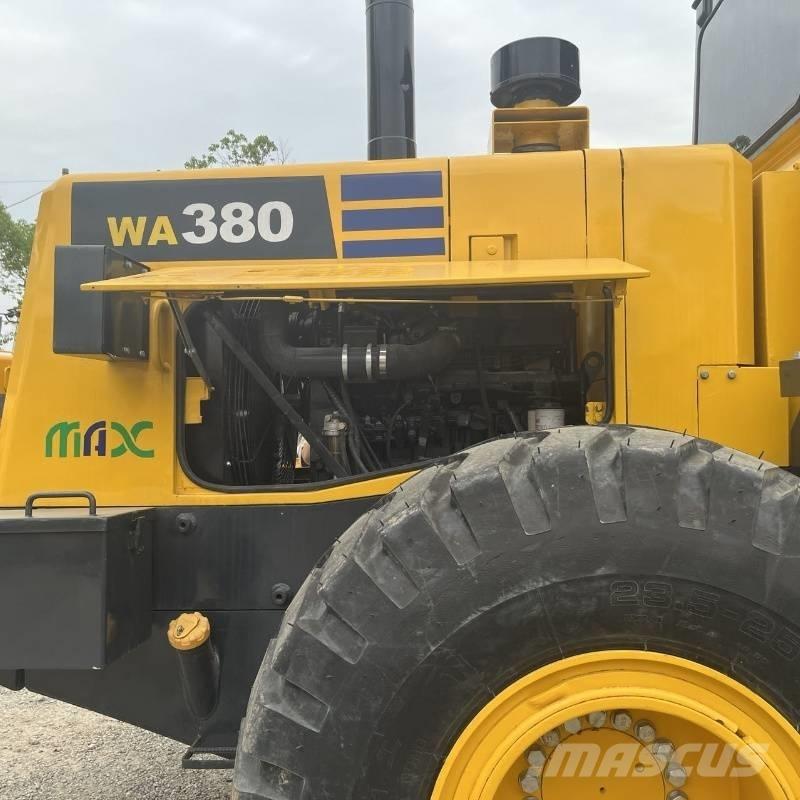 Komatsu WA 380 Naudoti ratiniai krautuvai