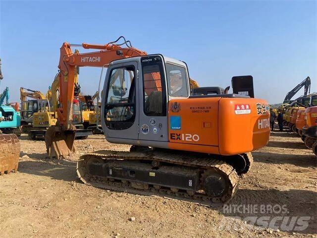 Hitachi EX 120 Vikšriniai ekskavatoriai