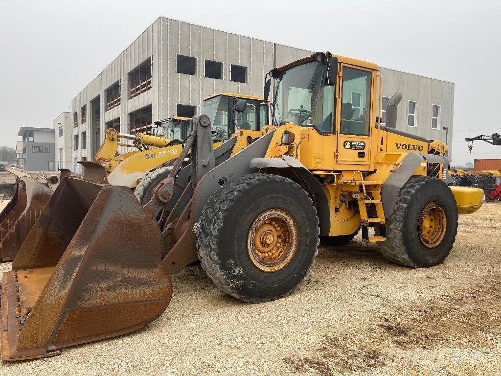 Volvo L 110 E Naudoti ratiniai krautuvai