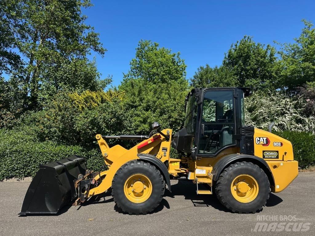 CAT 908 Naudoti ratiniai krautuvai