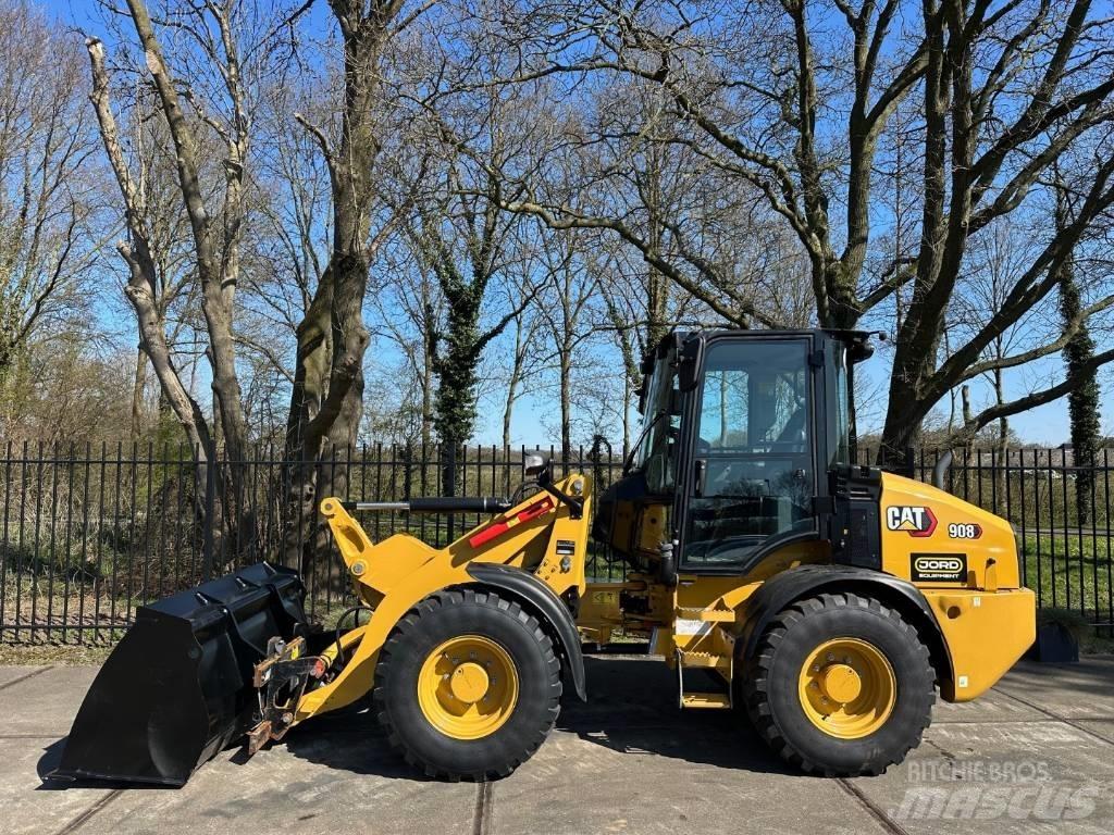 CAT 908 Naudoti ratiniai krautuvai