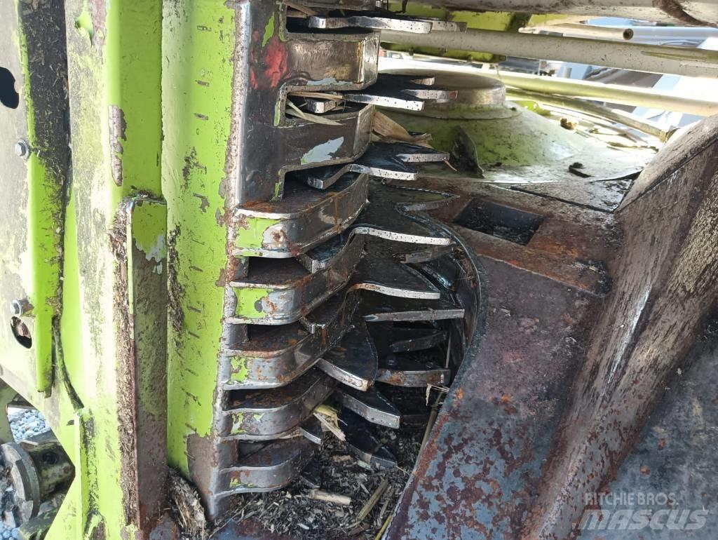 CLAAS Orbis 900 Šieno ir pašarų ruošimo mašinų priedai