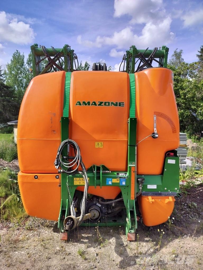 Amazone UF 1801 Įmontuoti purkštuvai