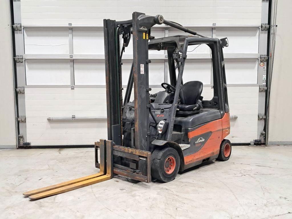 Linde E25-01 Elektriniai šakiniai krautuvai