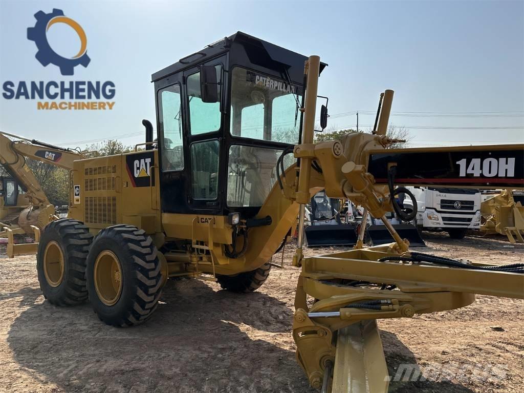 CAT 140H Greideriai