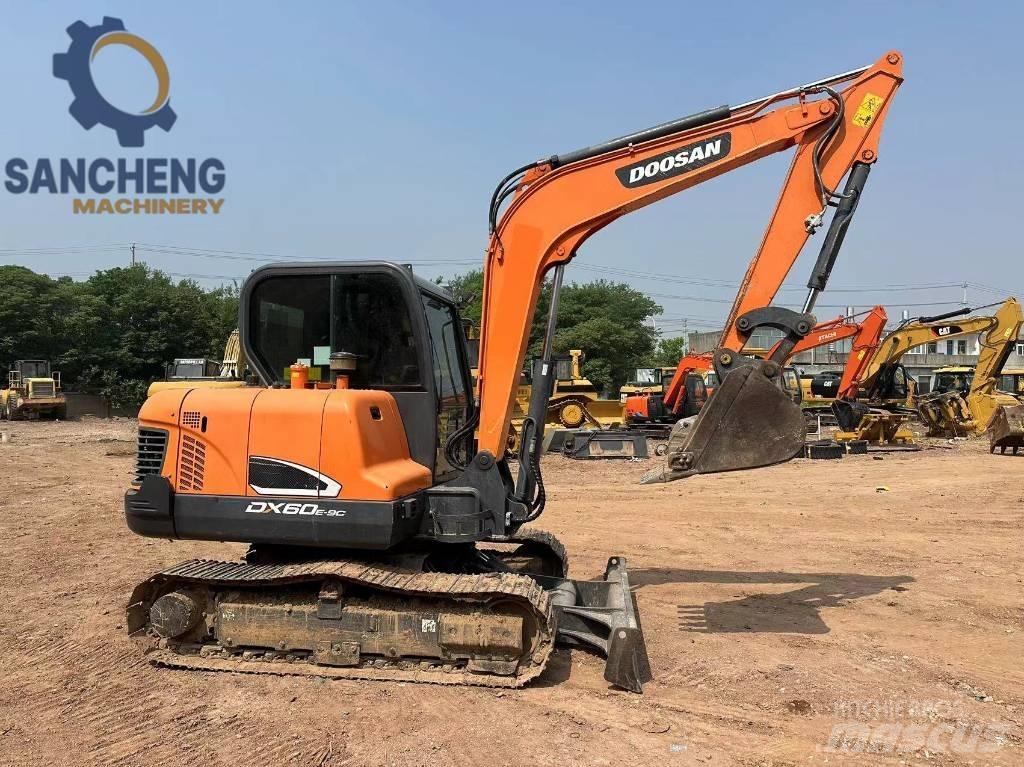 Doosan DX 60 Mini ekskavatoriai < 7 t
