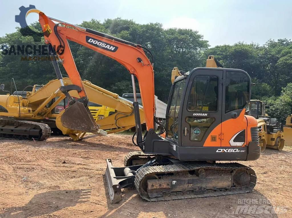 Doosan DX 60 Mini ekskavatoriai < 7 t
