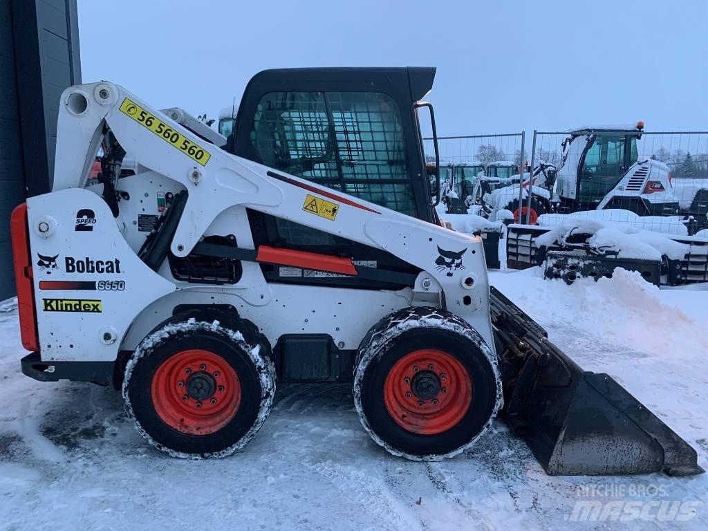 Bobcat S 650 HF Krautuvai su šoniniu pasukimu