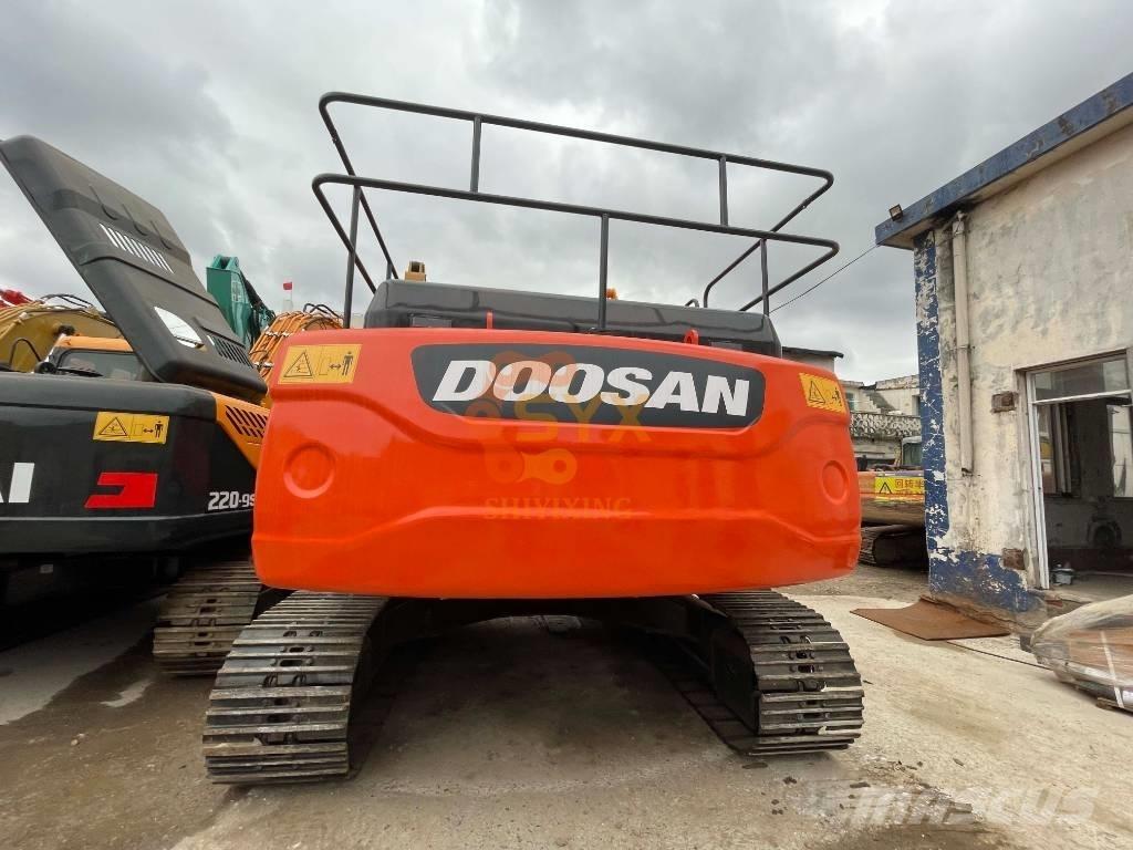 Doosan DX 300LCA Vikšriniai ekskavatoriai