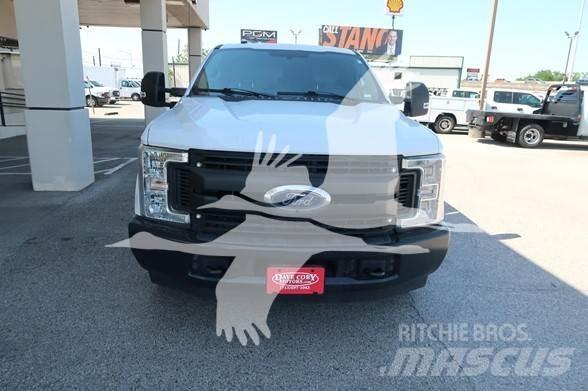 Ford F250 Statyba - Kita