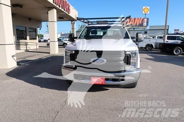Ford F250 Statyba - Kita