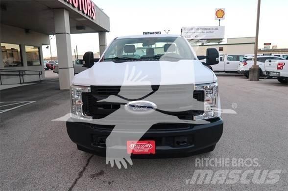 Ford F250 SD Statyba - Kita