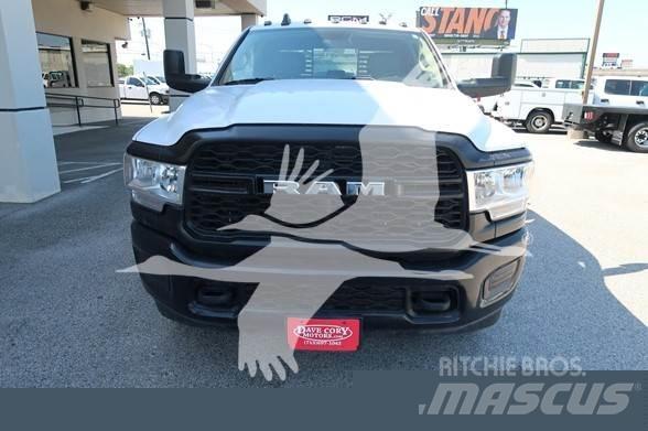 RAM 3500 HD Platformos/ Pakrovimas iš šono