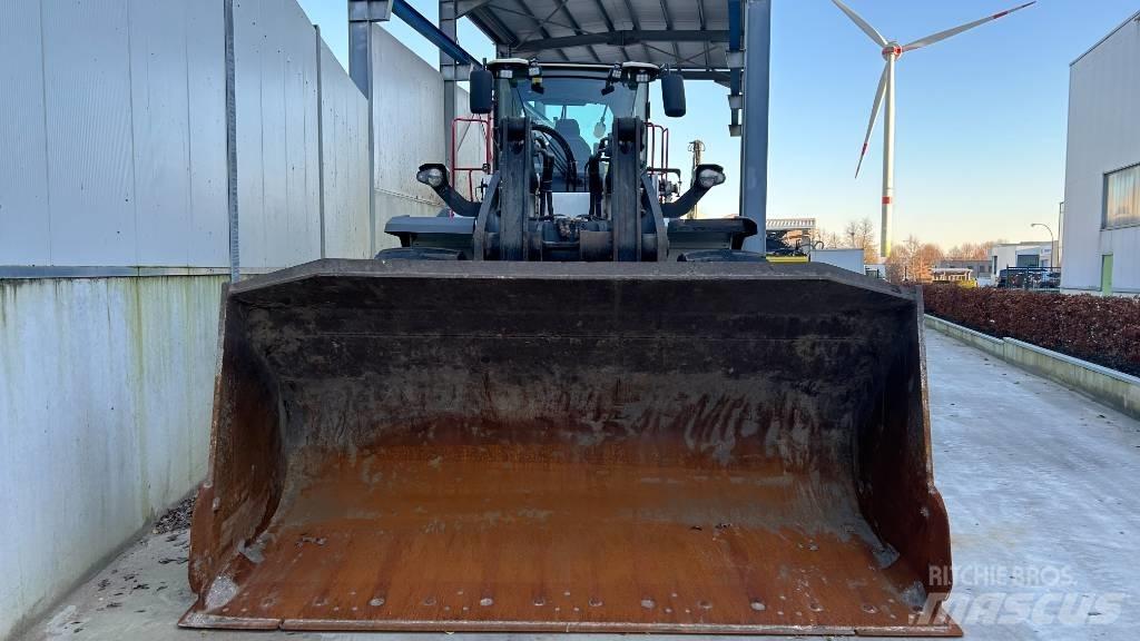 Hidromek HMK 640 WL Ratiniai buldozeriai
