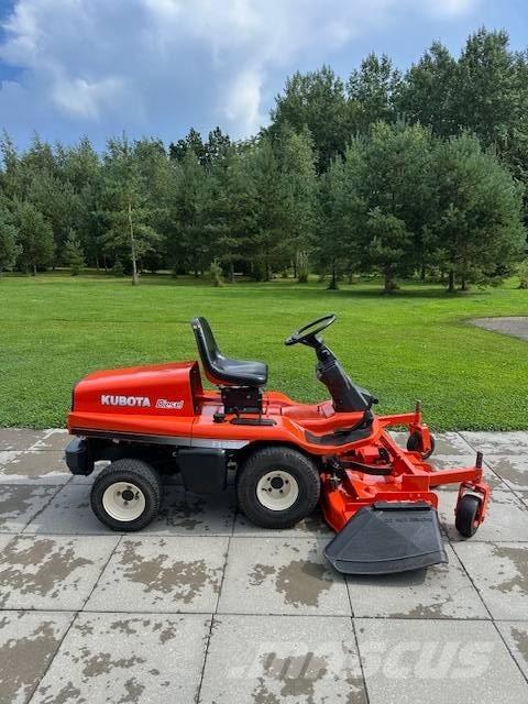 Kubota F 1900 Sodo traktoriukai-vejapjovės