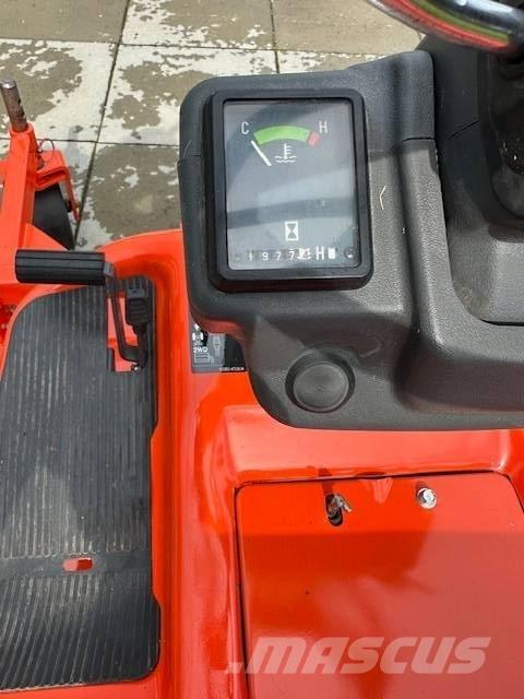 Kubota F 1900 Sodo traktoriukai-vejapjovės