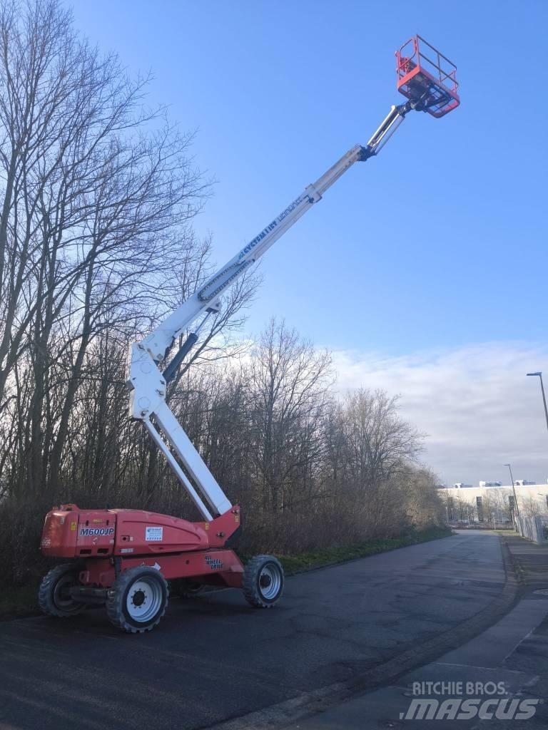 JLG M 600 JP Teleskopiniai keltuvai