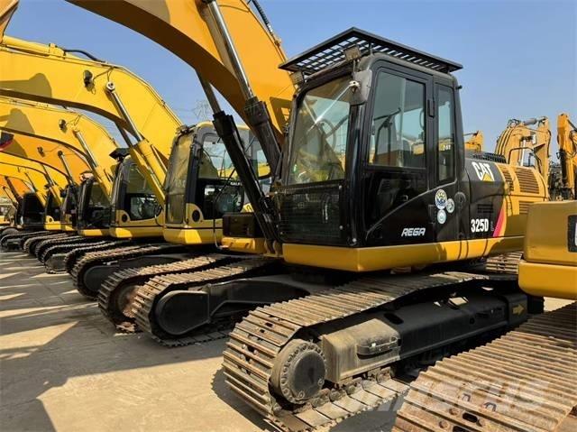 CAT 325 D L Vikšriniai ekskavatoriai