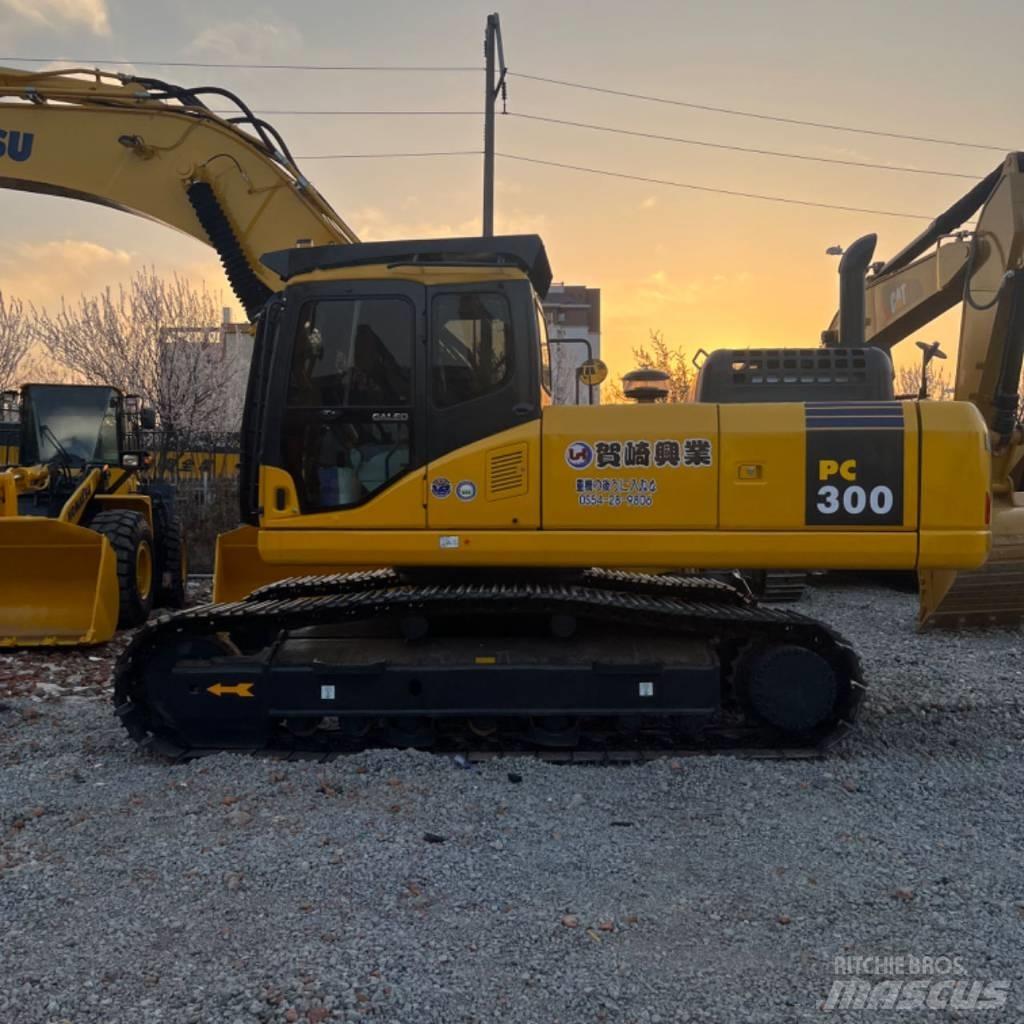Komatsu PC 300 Vikšriniai ekskavatoriai