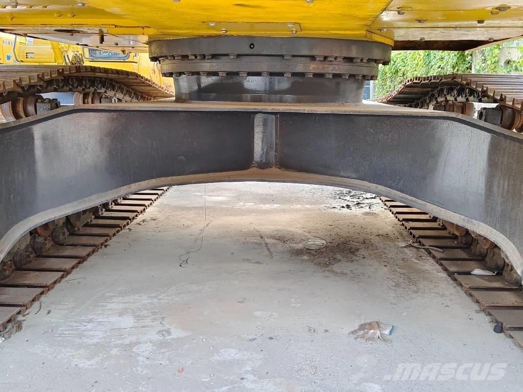 Komatsu PC 220-7 Vikšriniai ekskavatoriai