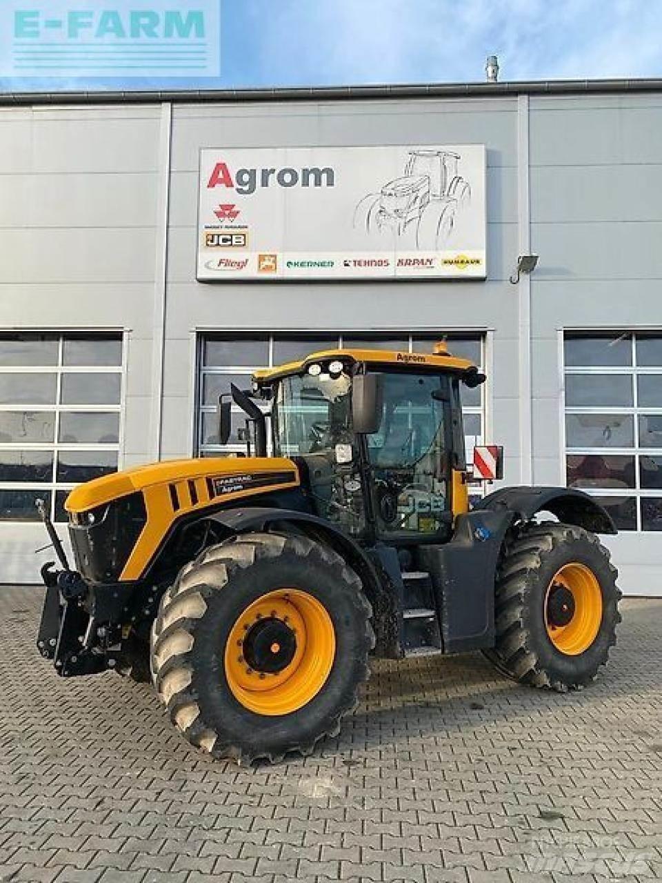 JCB 4220 fatsrac Traktoriai
