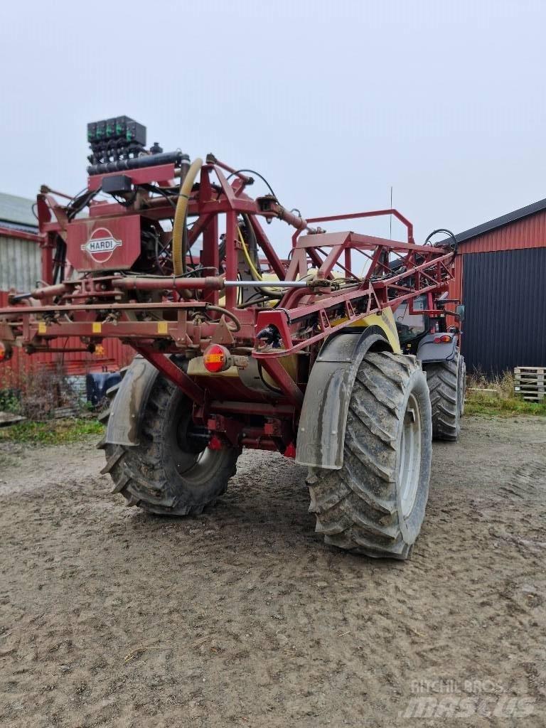 Hardi Commander 3200 Prikabinami purkštuvai