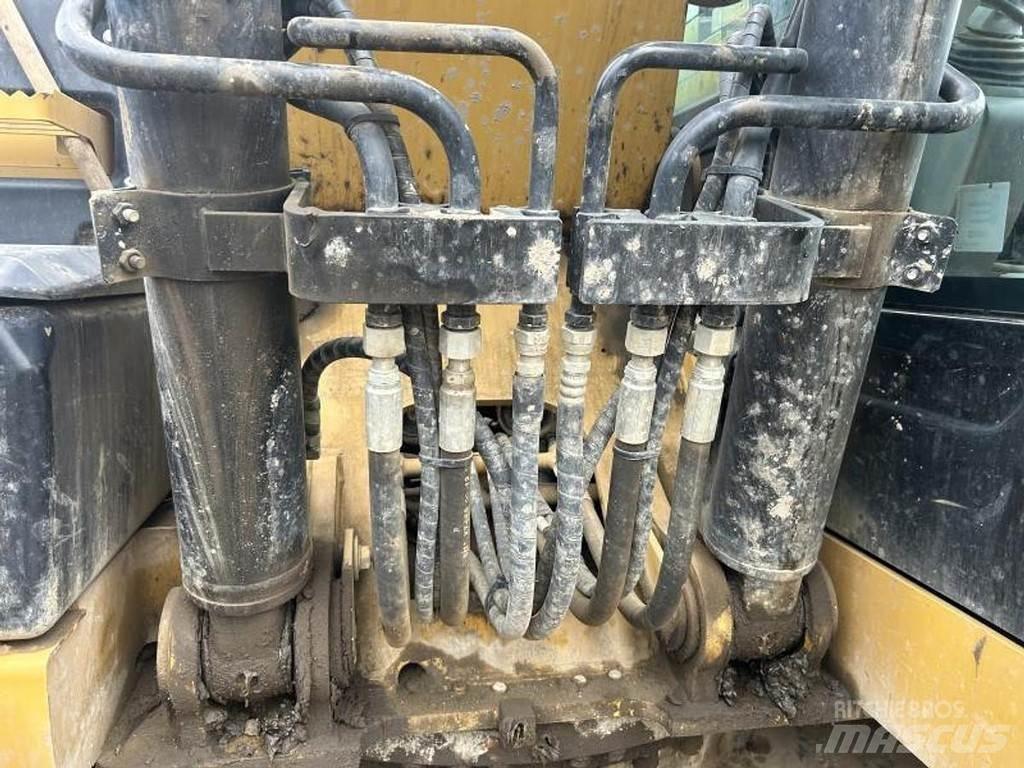 CAT 320EL Specialūs ekskavatoriai