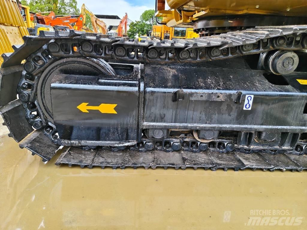CAT 330 D2 L Vikšriniai ekskavatoriai