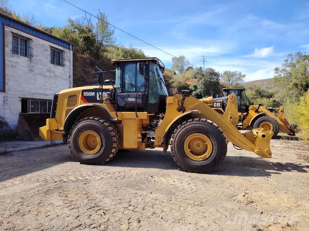 CAT 950 M Naudoti ratiniai krautuvai