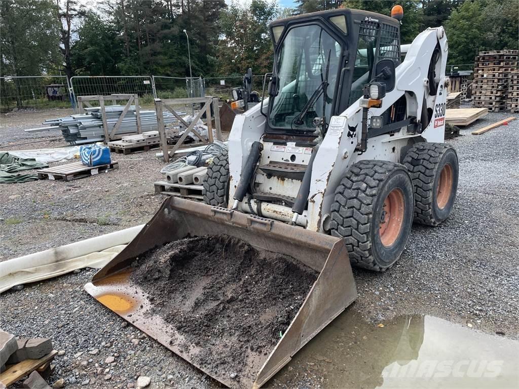 Bobcat S330 Krautuvai su šoniniu pasukimu