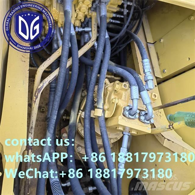 Komatsu PC220-7 Vikšriniai ekskavatoriai