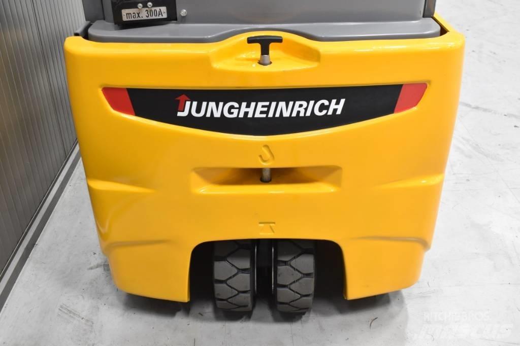 Jungheinrich EFG 220 Elektriniai šakiniai krautuvai