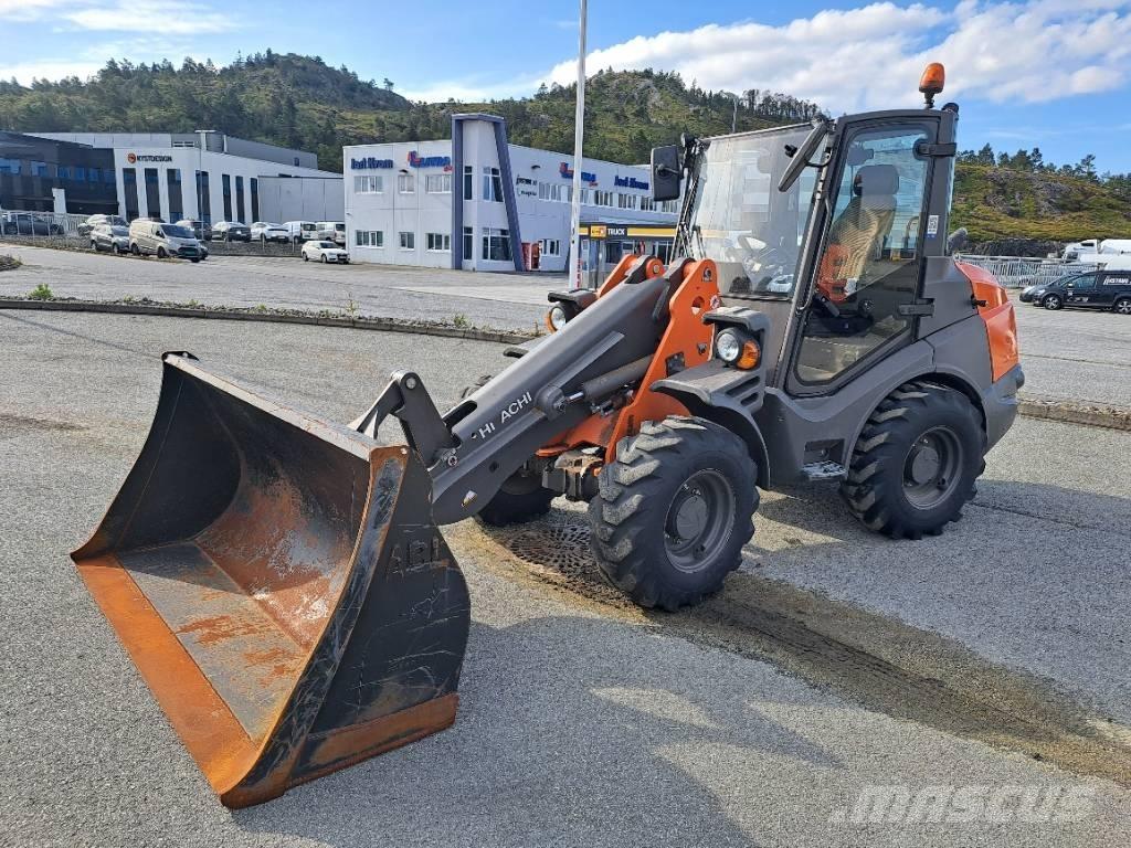 Hitachi ZW 75 Naudoti ratiniai krautuvai