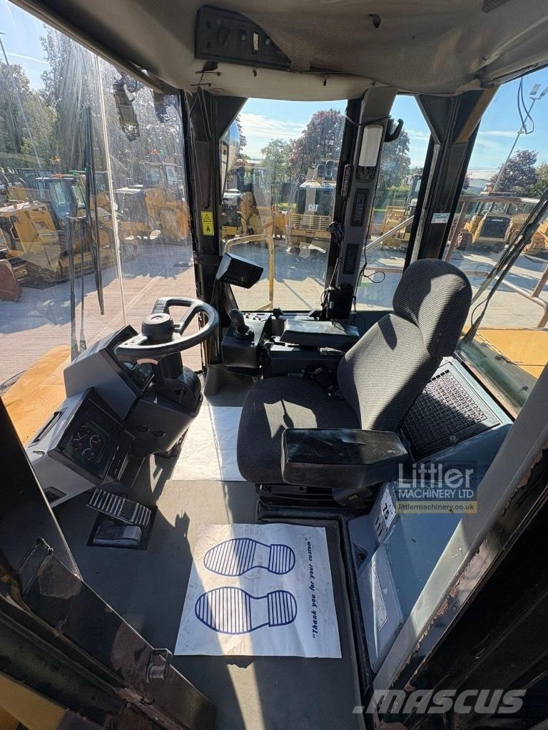 CAT 824 H Ratiniai buldozeriai
