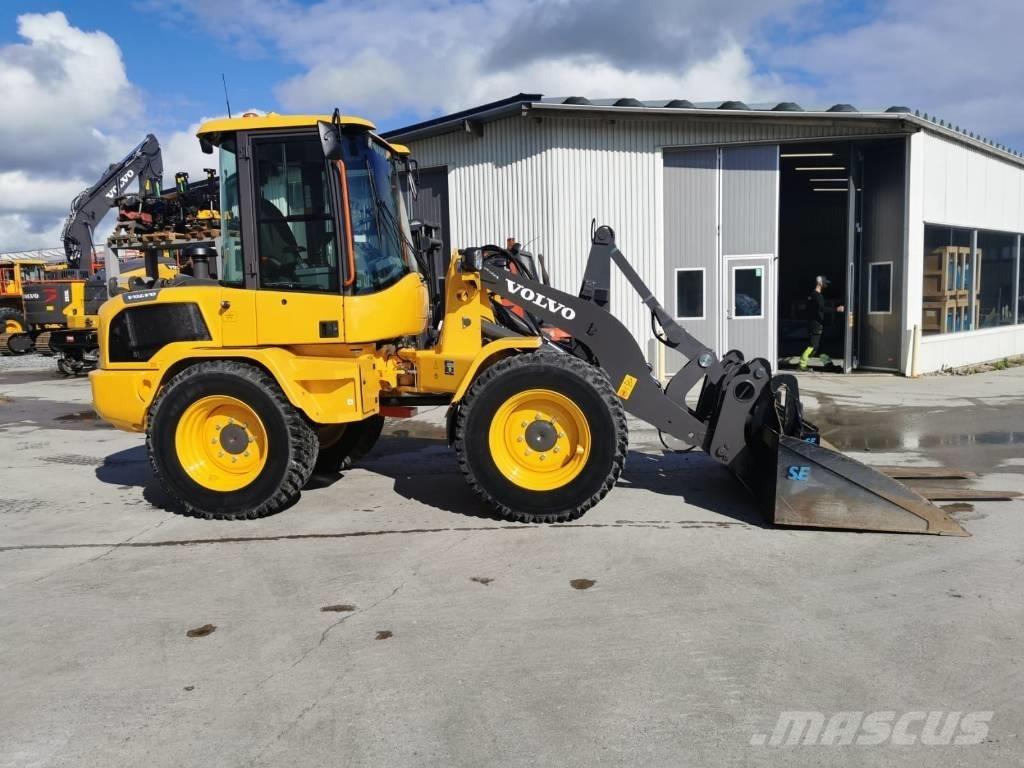 Volvo L35HT Naudoti ratiniai krautuvai