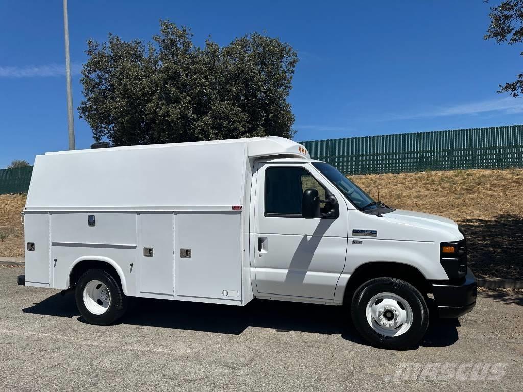 Ford Econoline E-350 Pikapai / Bortiniai sunkvežimiai