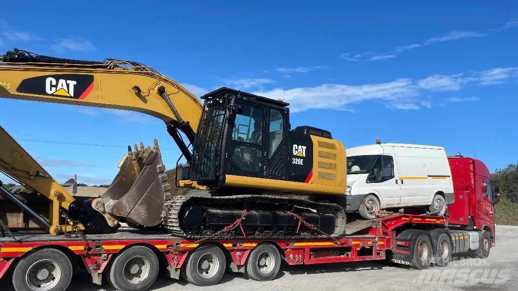 CAT 320E Vikšriniai ekskavatoriai