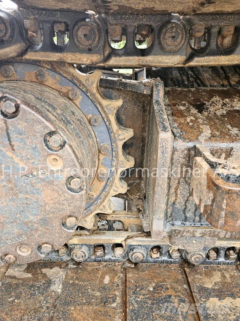 Hitachi ZX 135 US-7 Vikšriniai ekskavatoriai