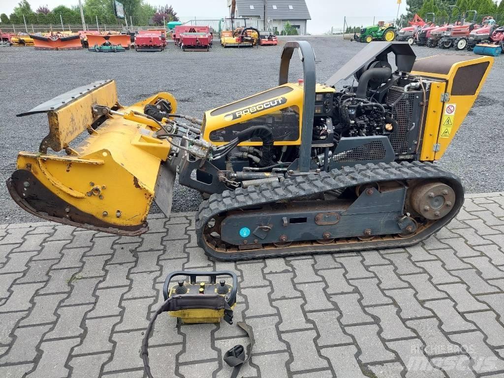 McConnel Robocut 130 Vėjapjovės robotai