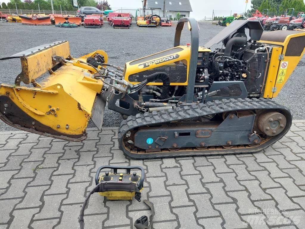 McConnel Robocut 130 Vėjapjovės robotai
