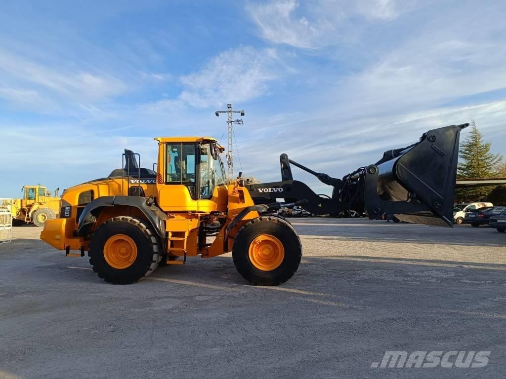Volvo L 110 H Naudoti ratiniai krautuvai