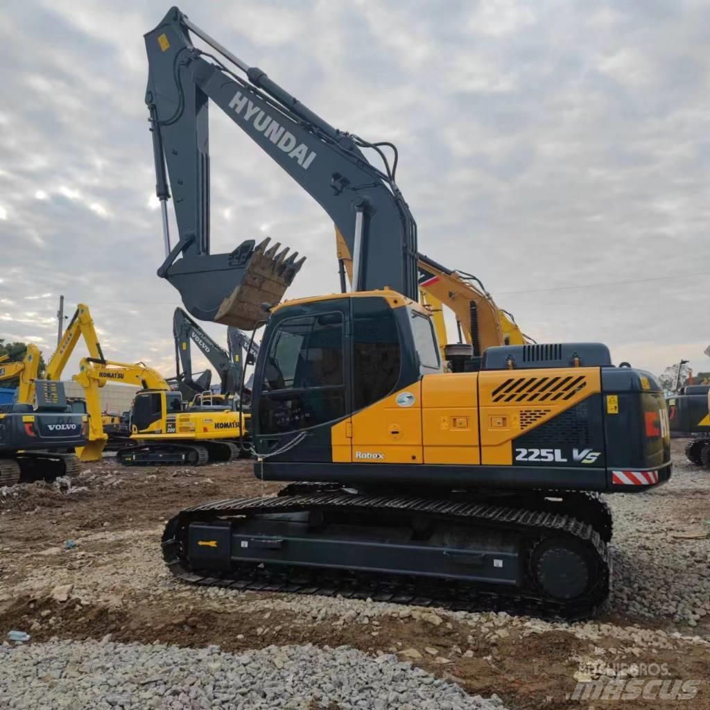 Hyundai 225VS Vikšriniai ekskavatoriai