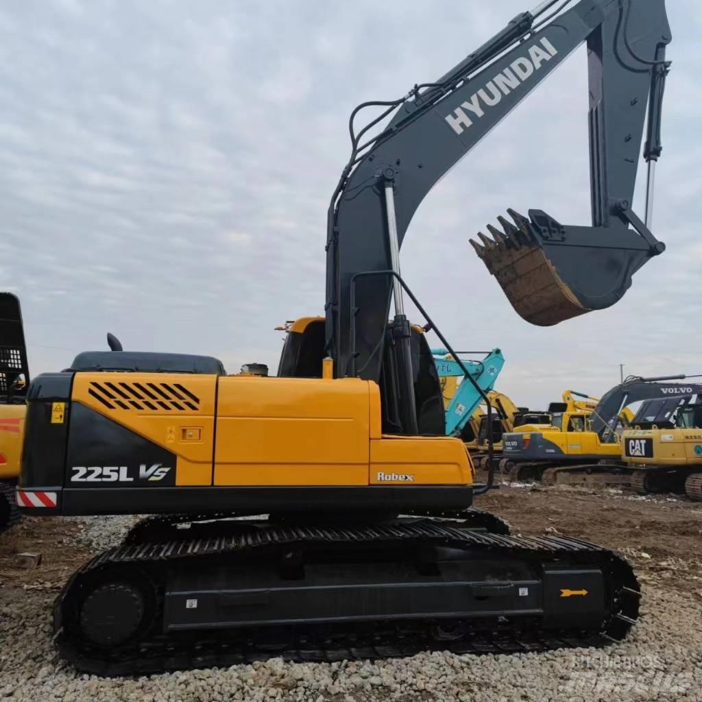 Hyundai 225VS Vikšriniai ekskavatoriai