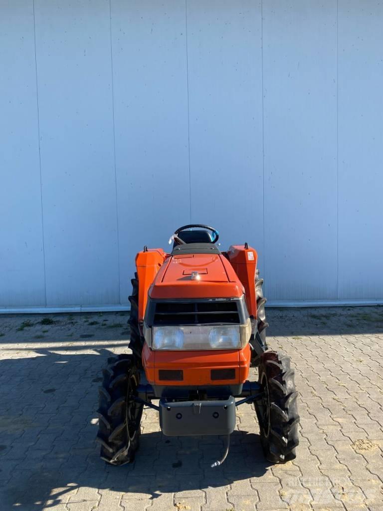 Kubota GL21 Naudoti kompaktiški traktoriai