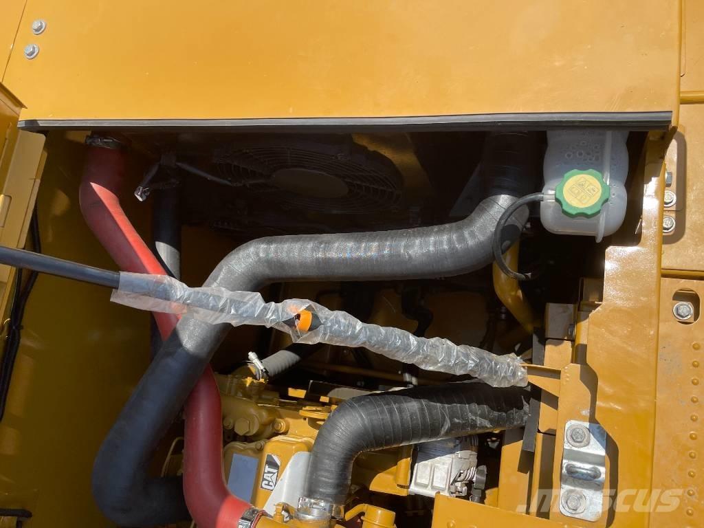 CAT 320 GC Vikšriniai ekskavatoriai