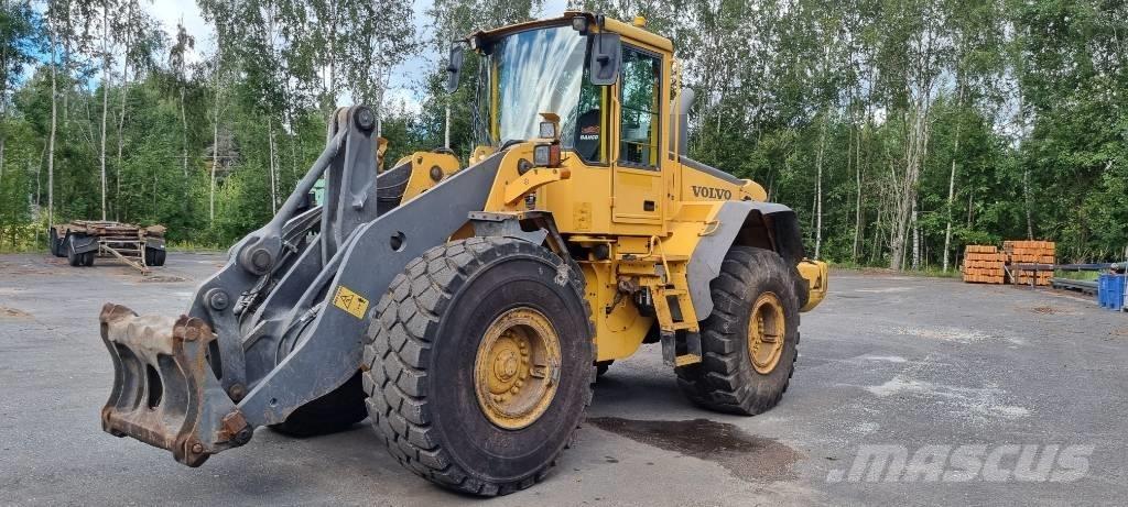 Volvo L 120 E Naudoti ratiniai krautuvai