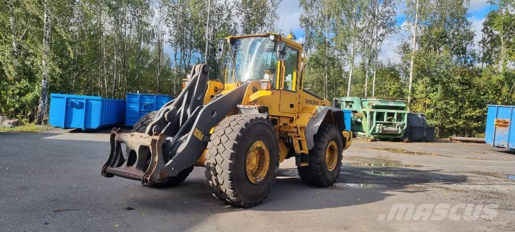 Volvo L 120 E Naudoti ratiniai krautuvai