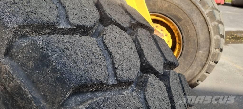 Volvo L 120 E Naudoti ratiniai krautuvai